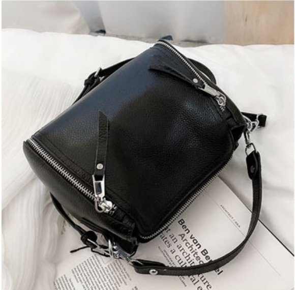 Sac en cuir véritable main bandoulière noire miss linda