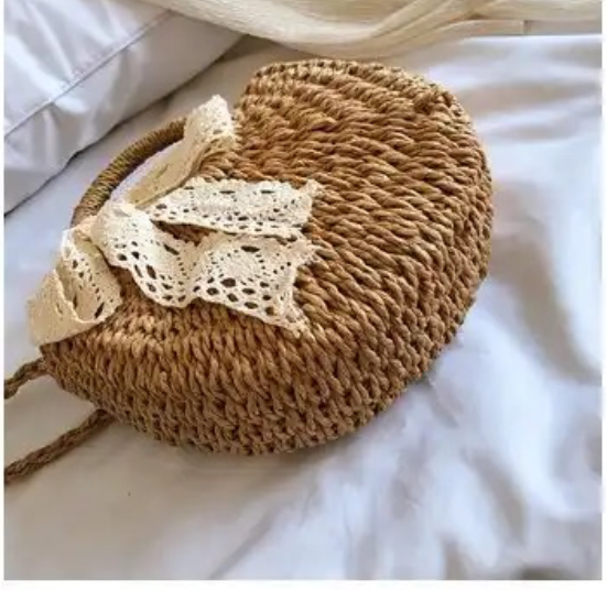 Sac panier en pailles main bandoulière